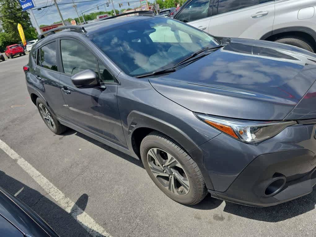 Used 2025 Subaru Crosstrek 2.5i Premium AWD/4WD image 3