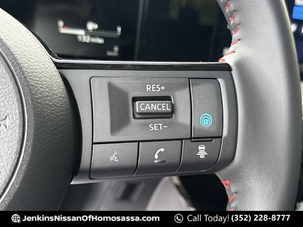 New 2026 Nissan Kicks SR FWD image 38