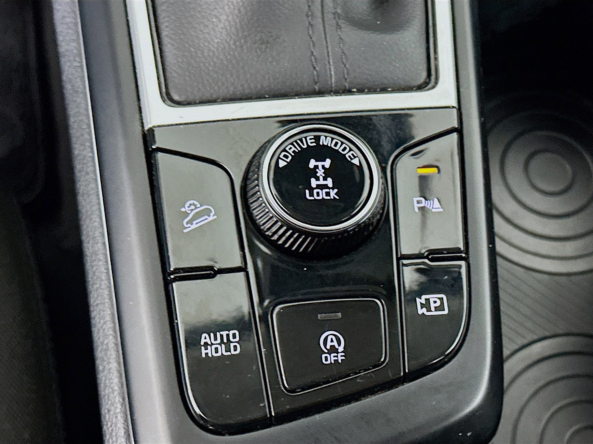 Used 2025 Kia Sportage LX image 25