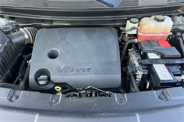 Used 2023 Chevrolet Traverse LT image 24