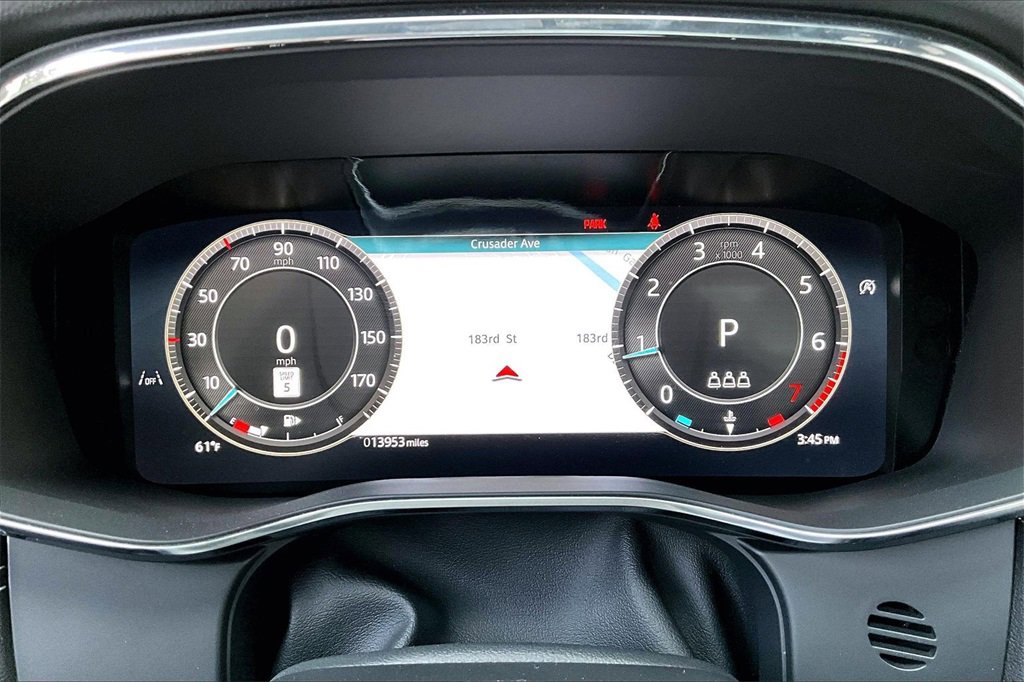 Used 2025 Jaguar F-PACE R-Dynamic S image 13