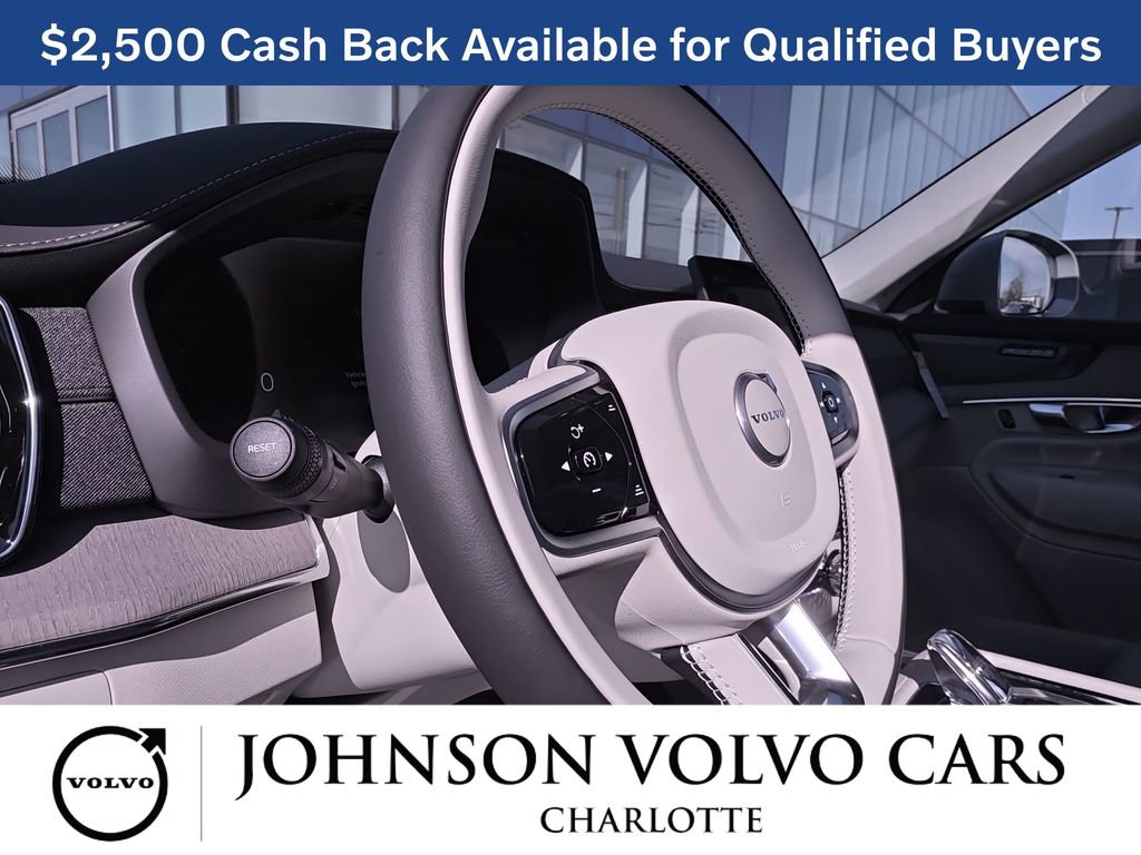 New 2026 Volvo XC90 B6 Ultra w/ Protection Package image 18