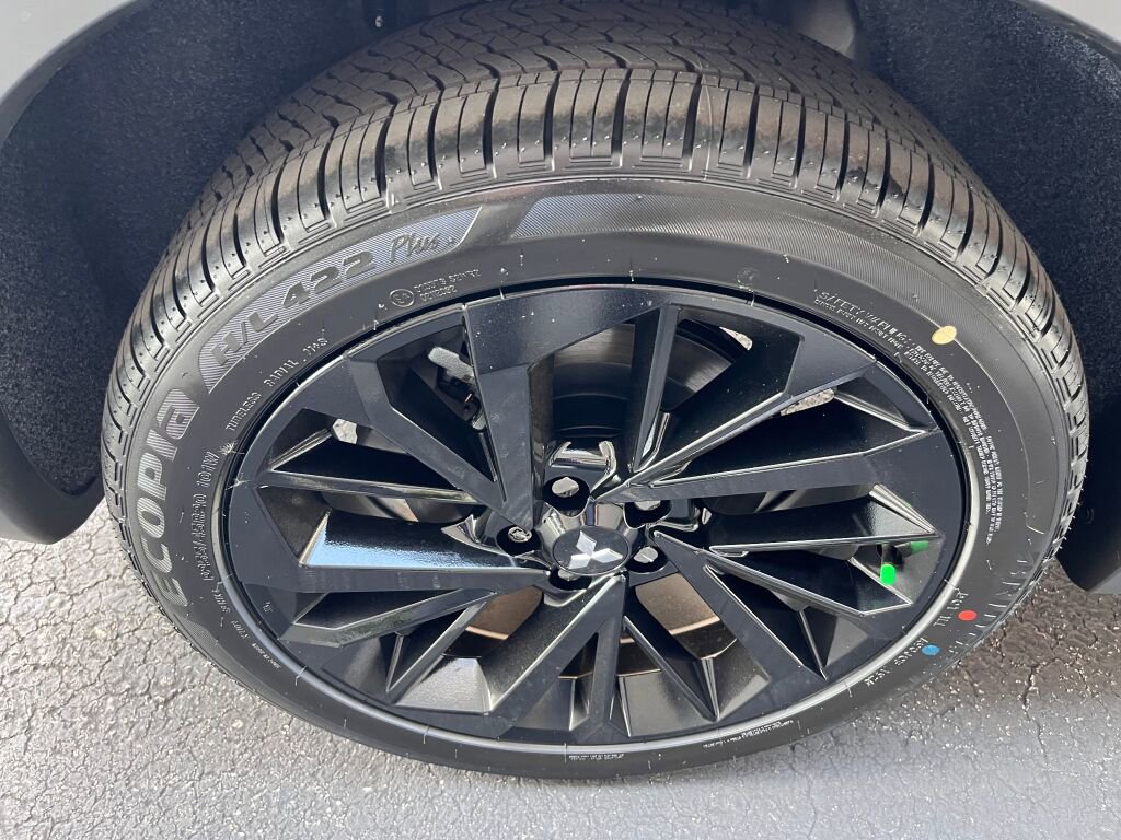 New 2025 Mitsubishi Outlander SEL Black Edition image 27