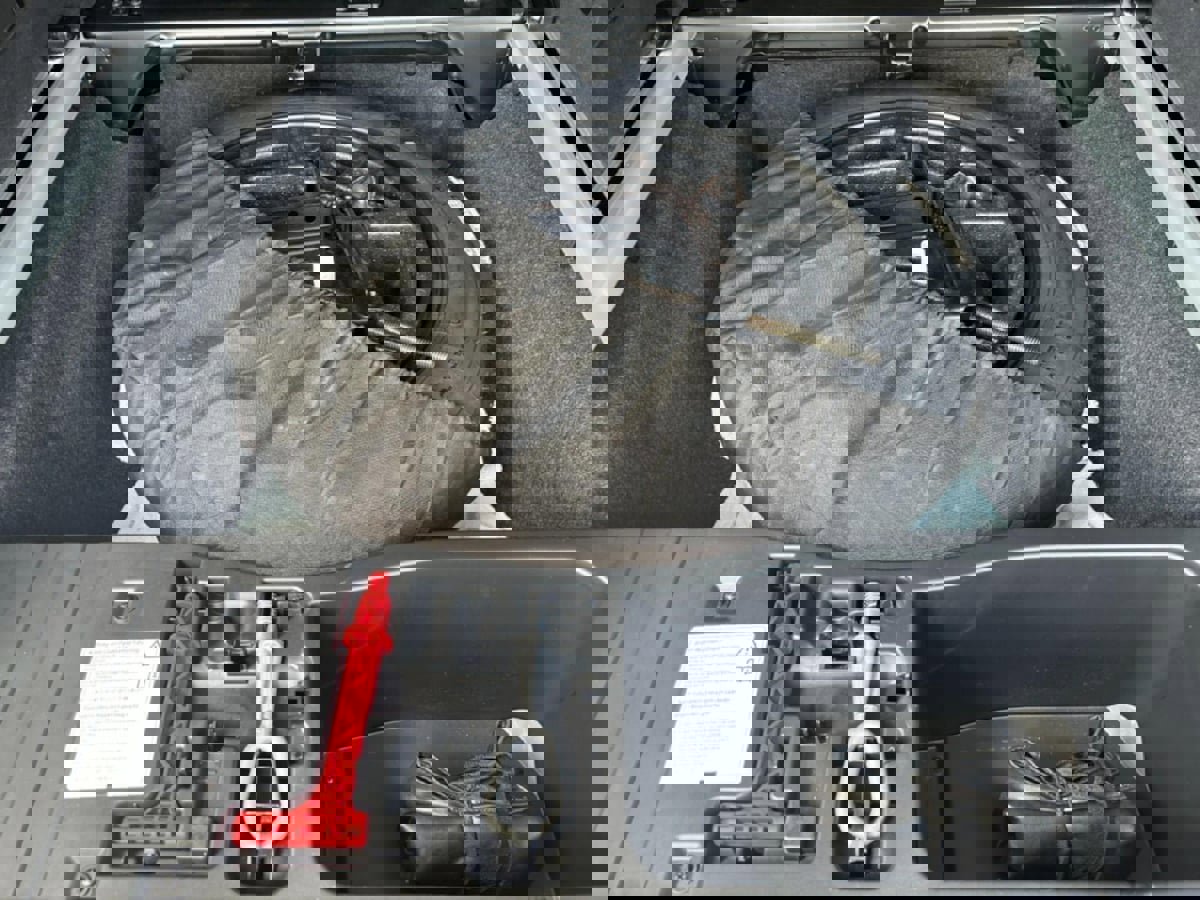 Used 2011 BMW X5 xDrive50i image 38