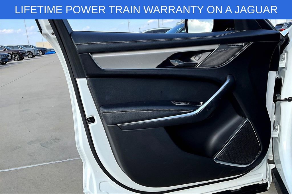 Used 2025 Jaguar F-PACE R-Dynamic S image 23