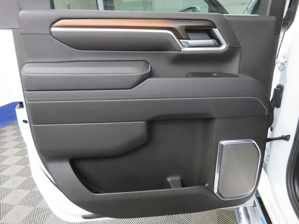 Used 2025 GMC Sierra 3500 Denali image 76