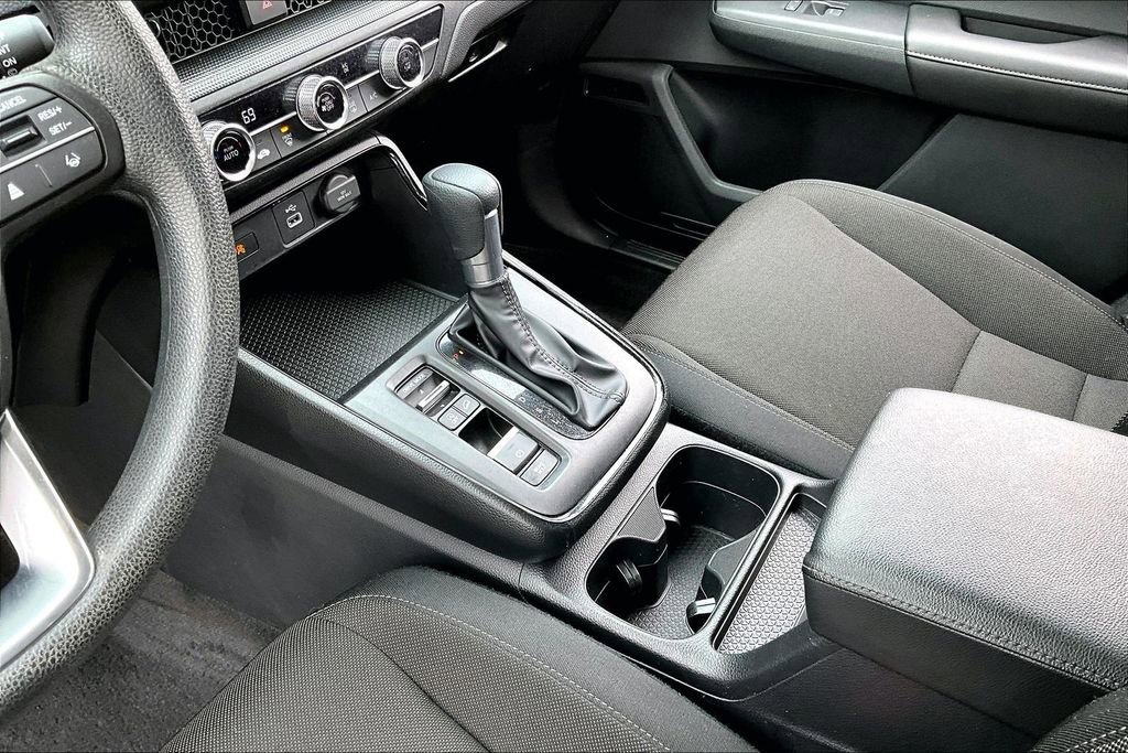 Used 2025 Honda CR-V LX image 15