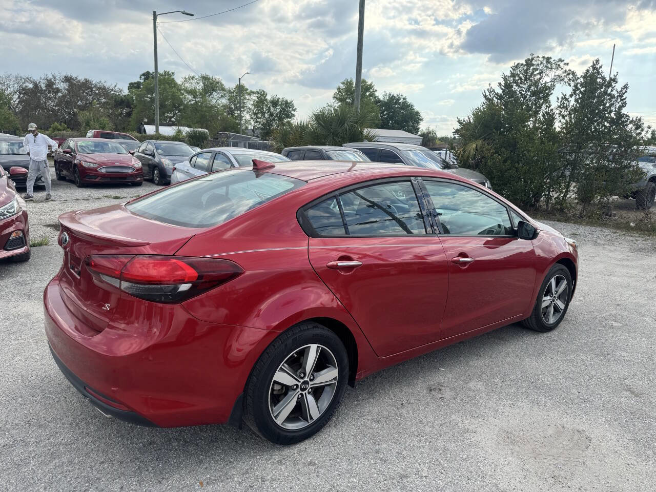 Used 2018 Kia Forte S w/ S Technology Plus Package FWD image 5
