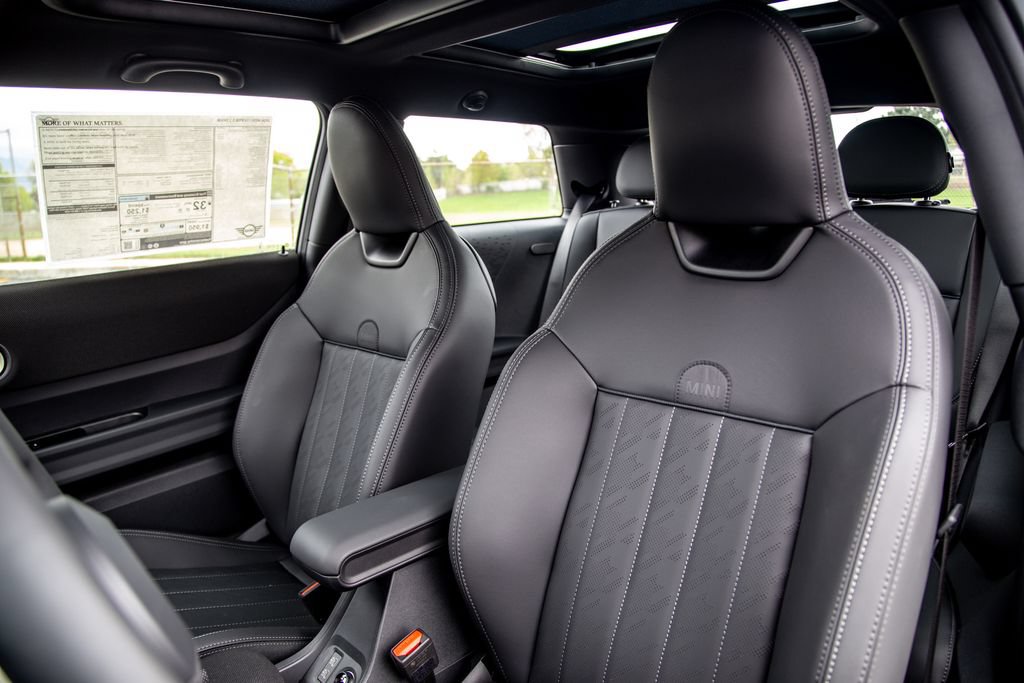 New 2026 MINI Cooper S FWD image 19