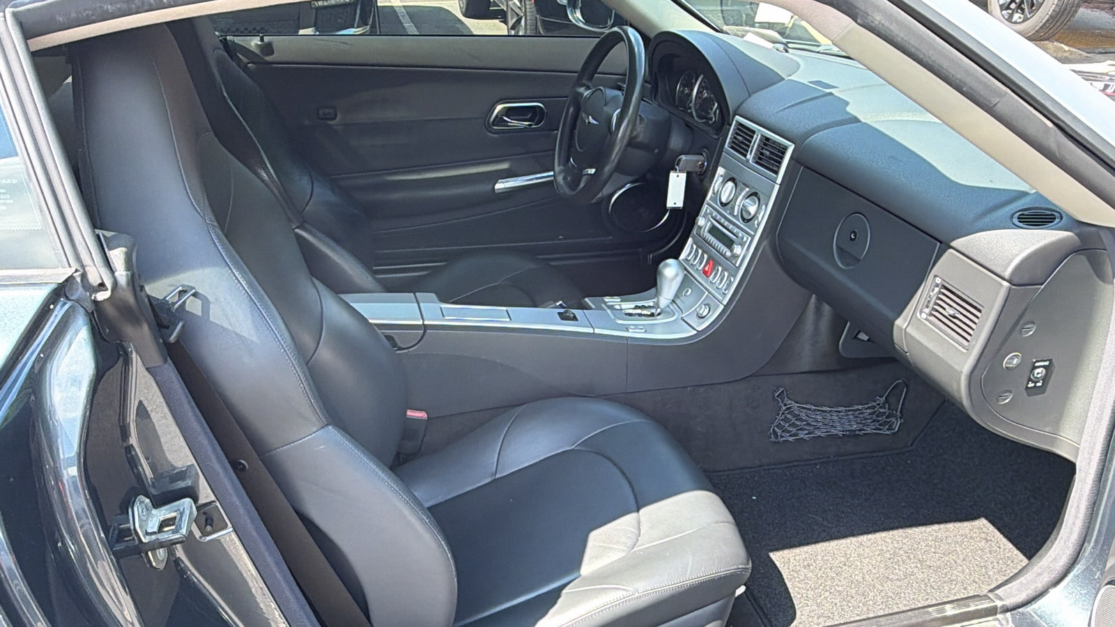 Used 2007 Chrysler Crossfire Limited RWD image 18