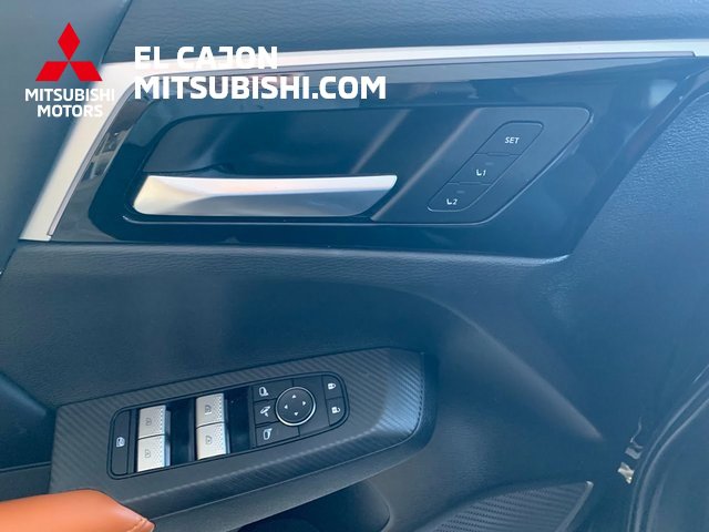 Used 2023 Mitsubishi Outlander SEL 40th Anniversary image 16