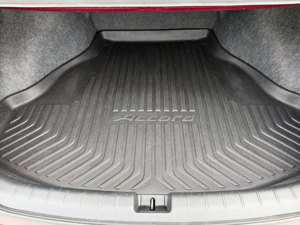 Used 2015 Honda Accord Sport image 21