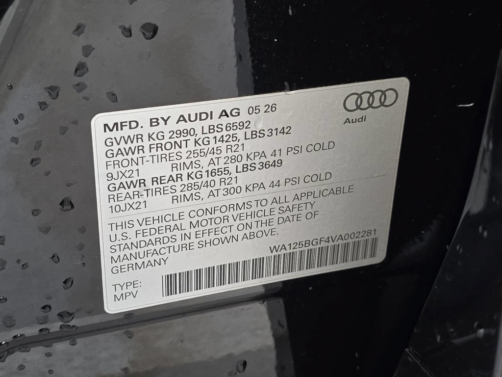 New 2027 Audi SQ6 e-tron Premium Plus AWD/4WD image 36