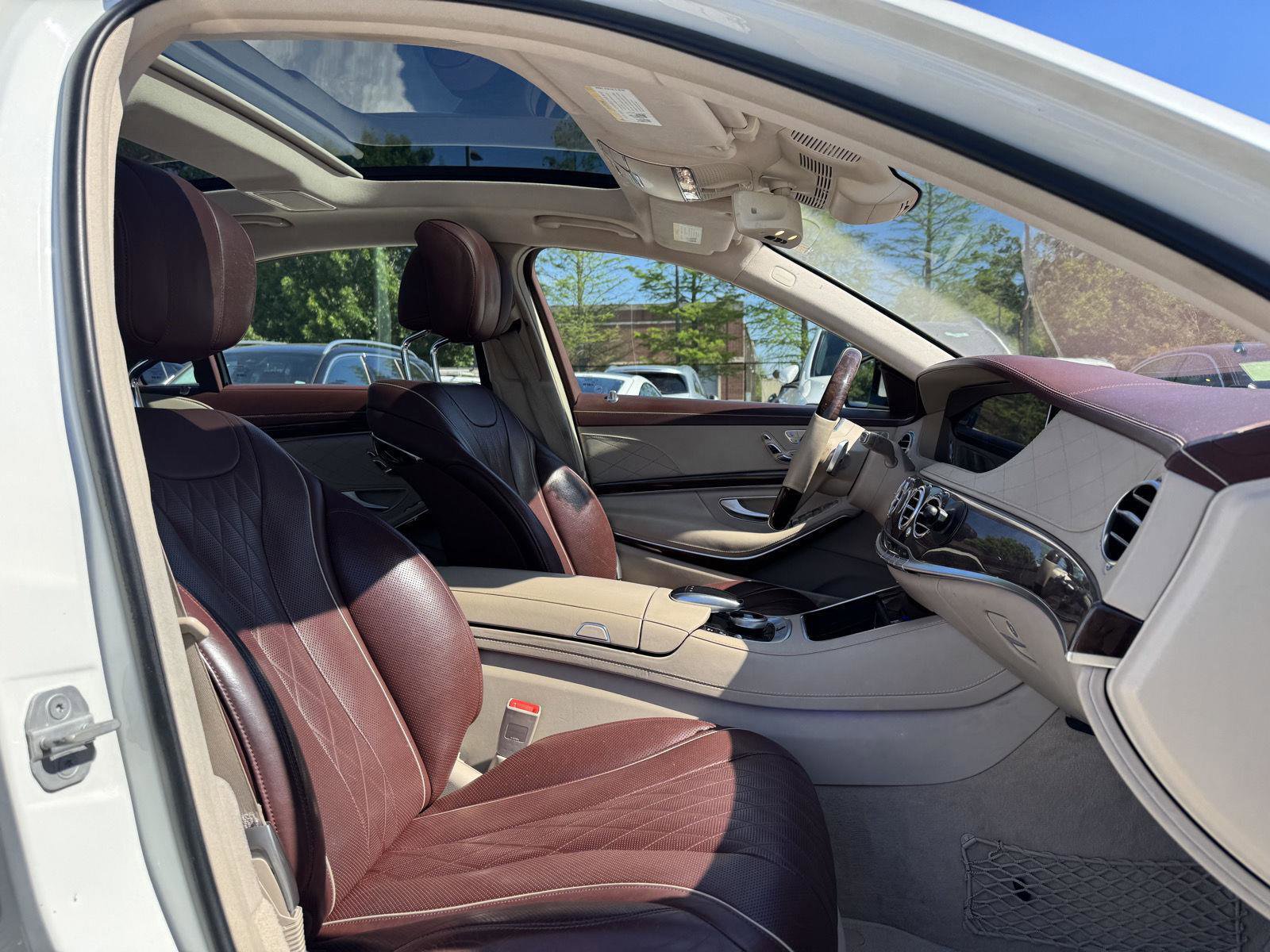 Used 2018 Mercedes-Benz S 560 Sedan image 30