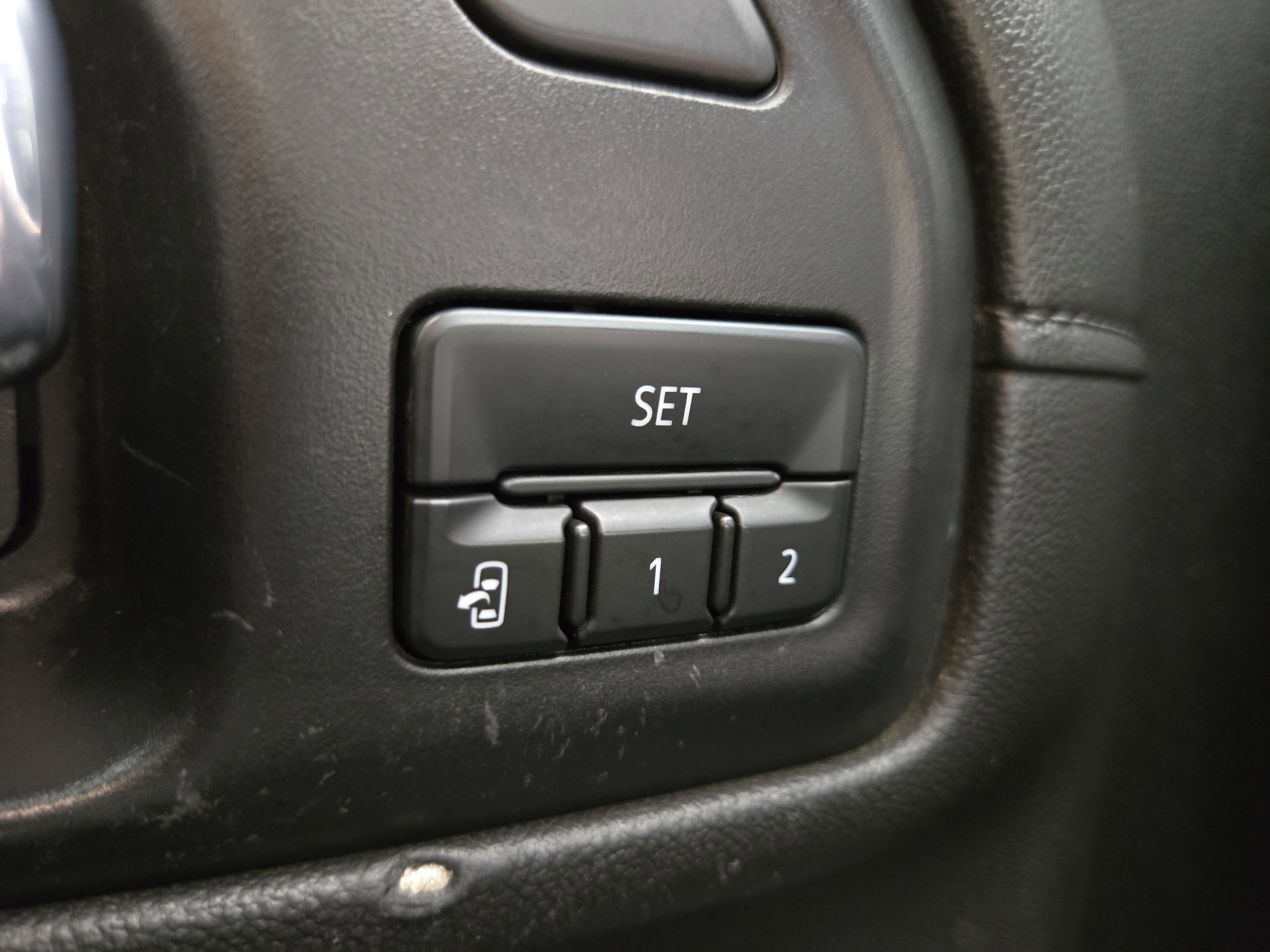 Used 2021 Chevrolet Silverado 3500 High Country w/ Z71 Off-Road Package image 34