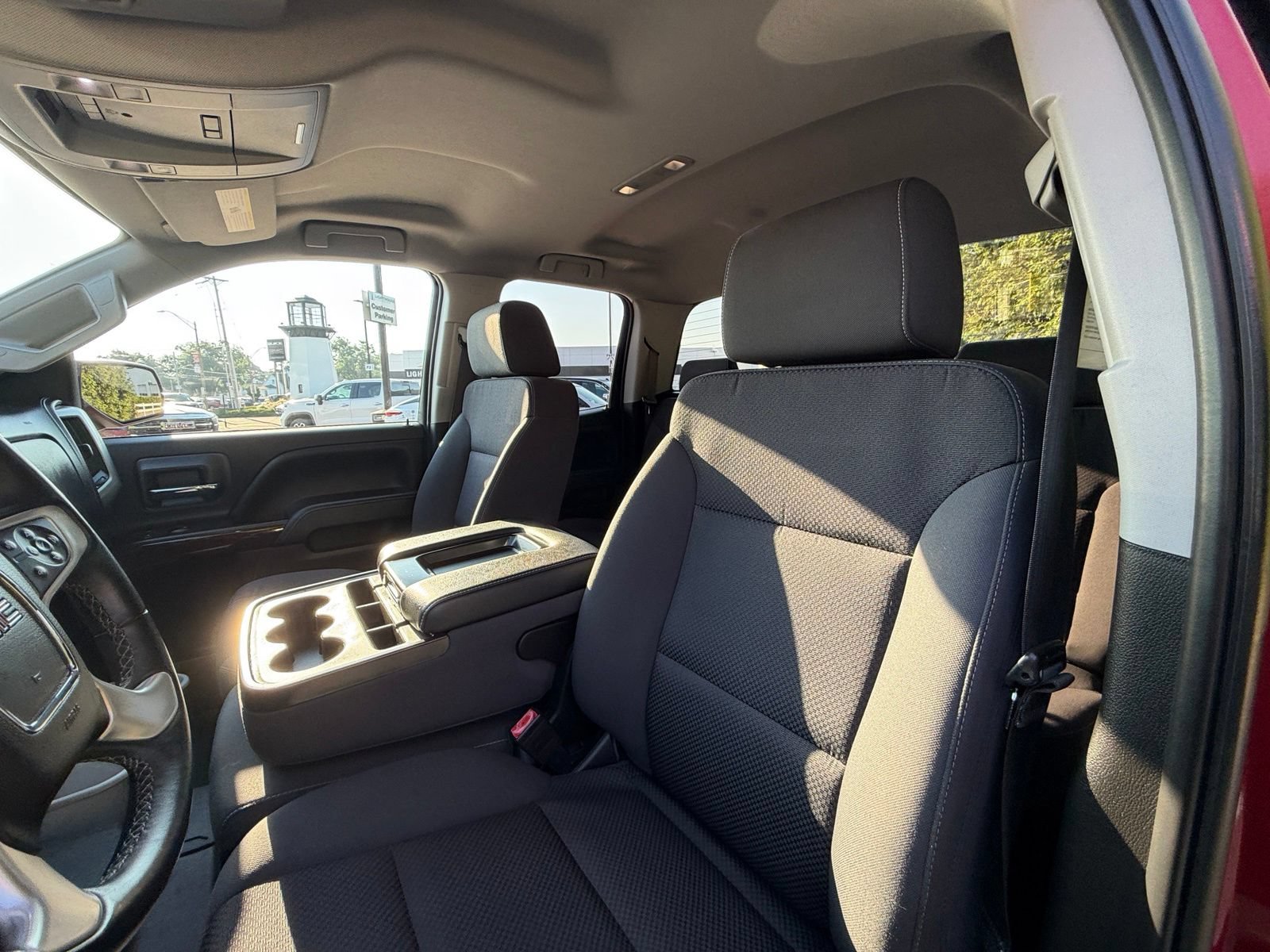 Used 2018 GMC Sierra 1500 SLE w/ SLE Value Package AWD/4WD image 10