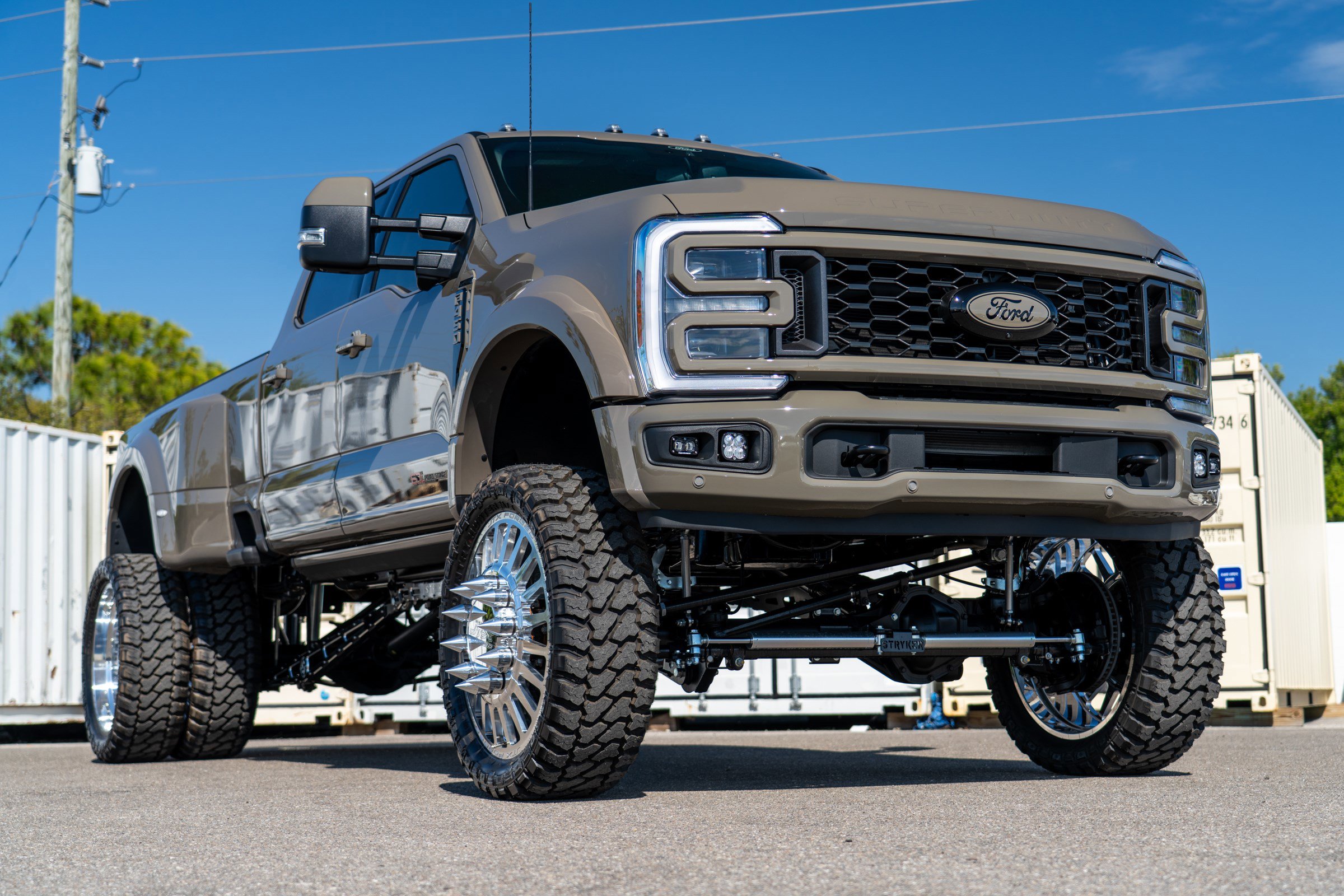 New 2026 Ford F450 Platinum w/ Platinum Plus Package image 1