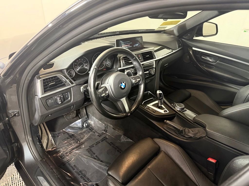 Used 2017 BMW 330e RWD image 13