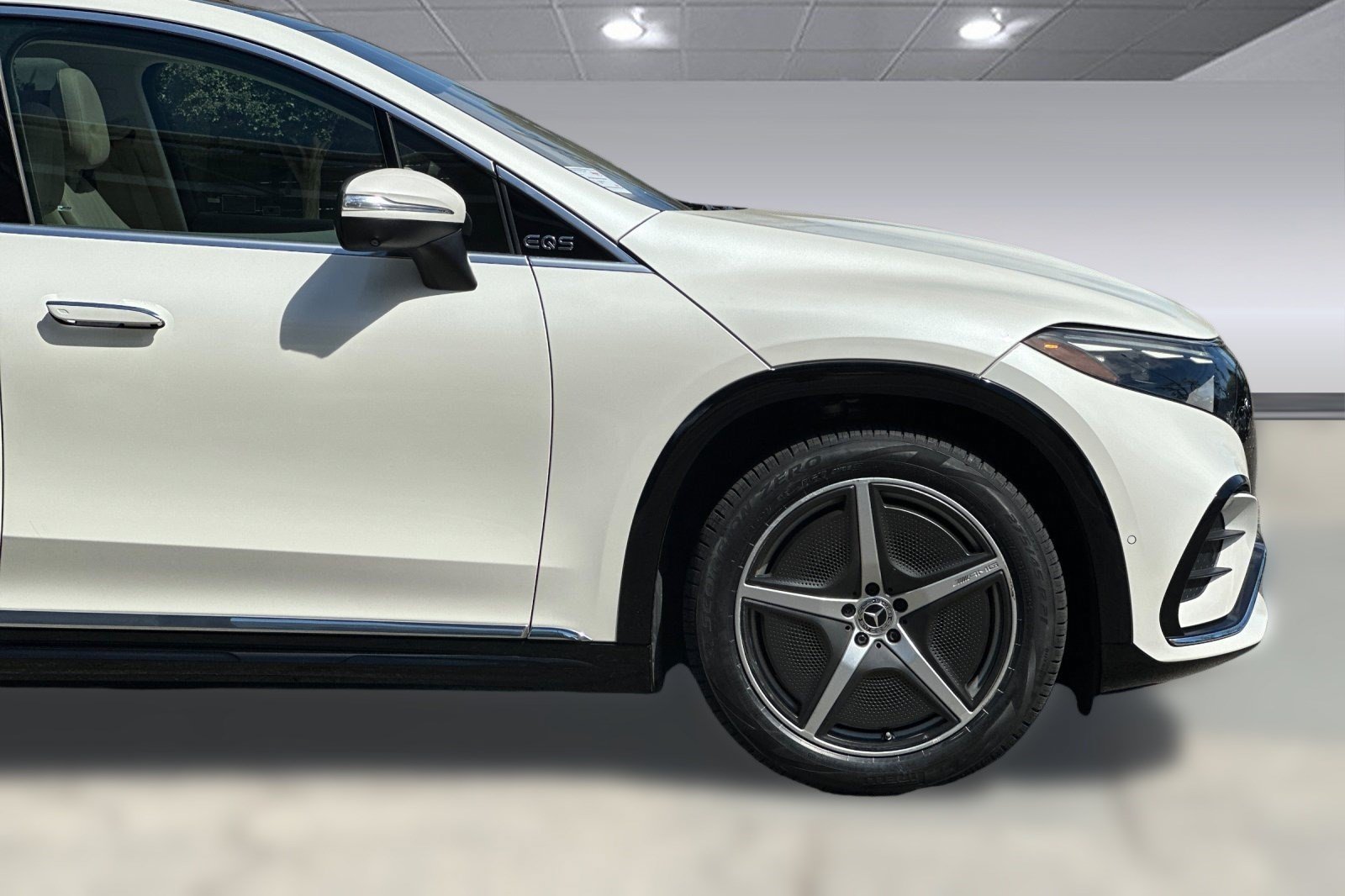 Certified 2023 Mercedes-Benz EQS 580 4MATIC SUV image 36