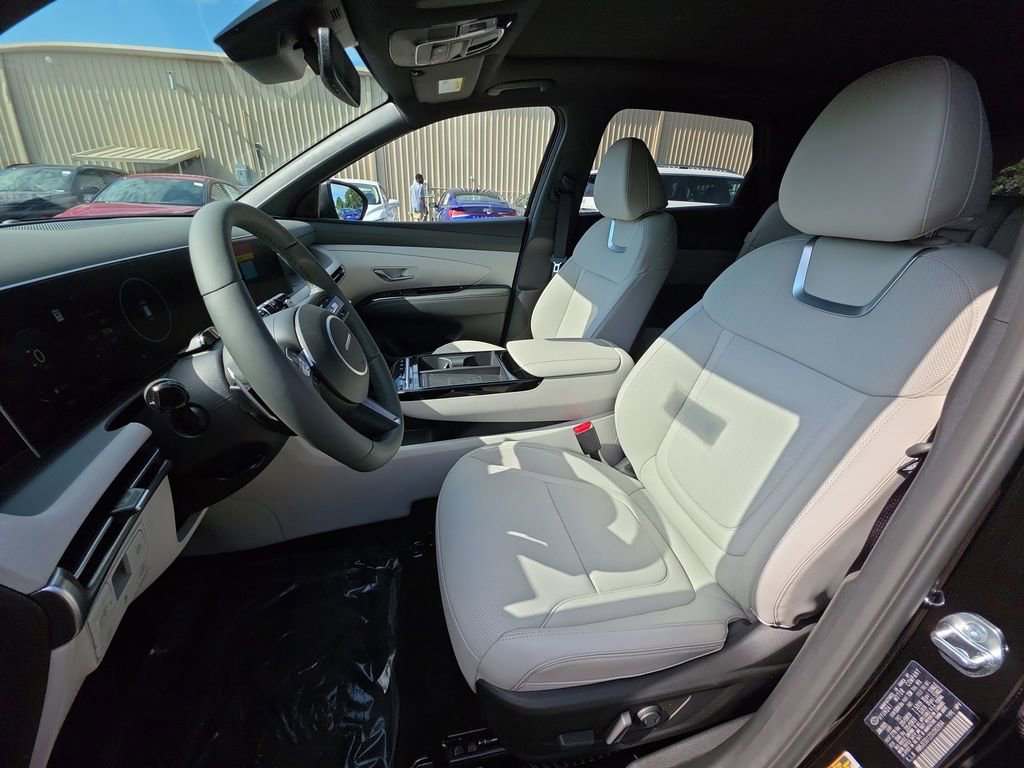 New 2025 Hyundai Tucson Limited image 23