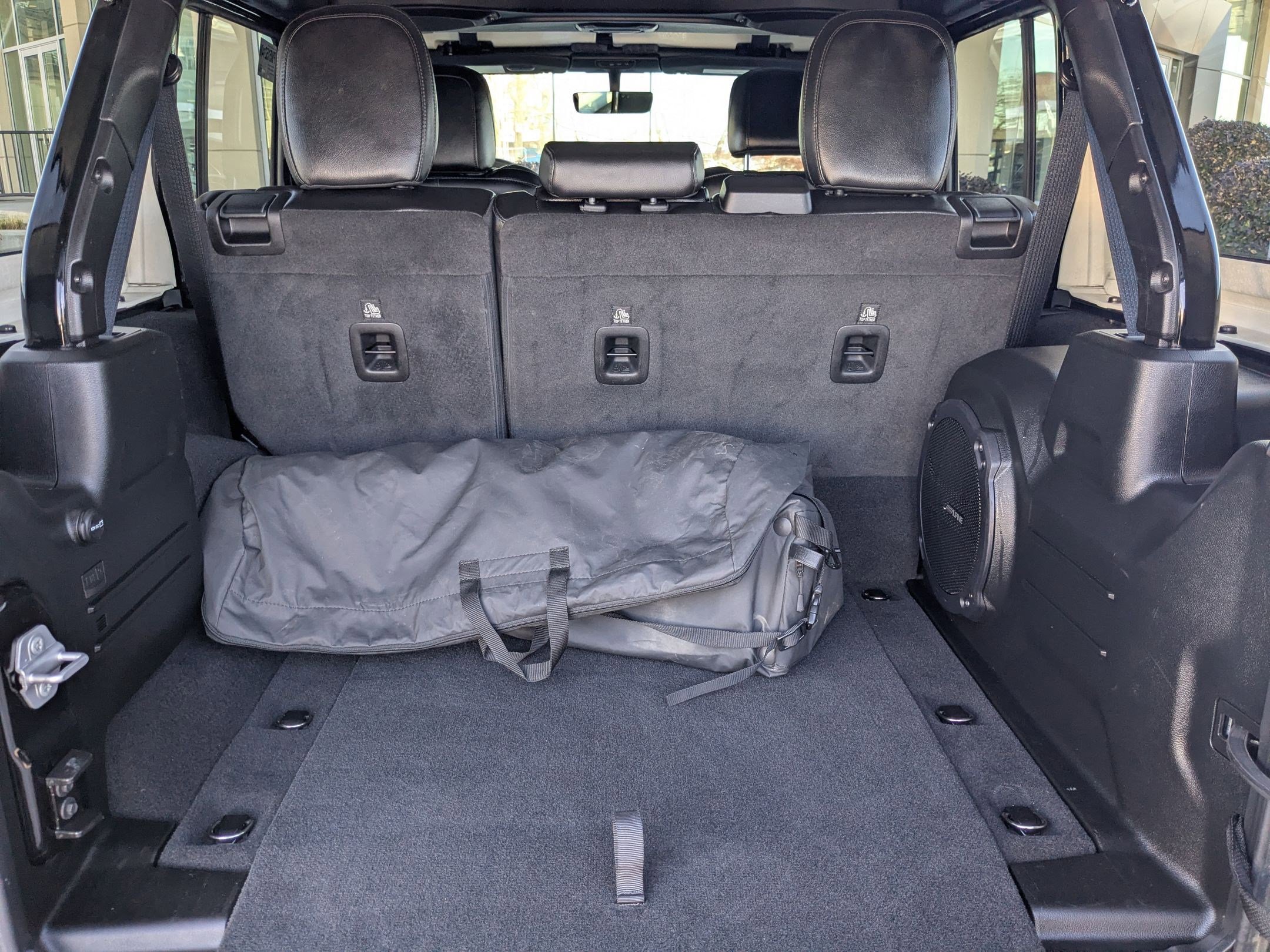 Used 2023 Jeep Wrangler Sahara image 26