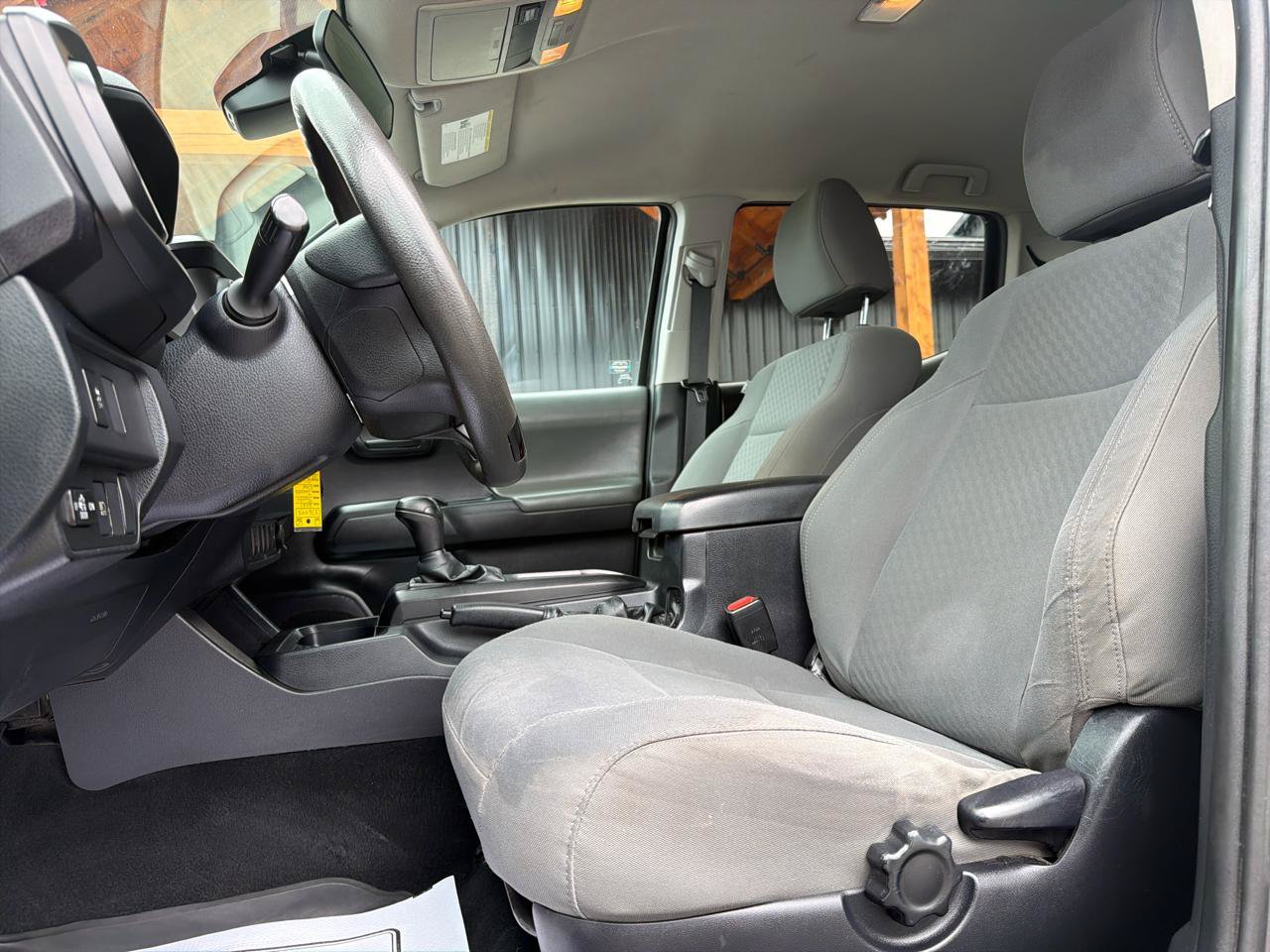 Used 2021 Toyota Tacoma SR AWD/4WD image 9