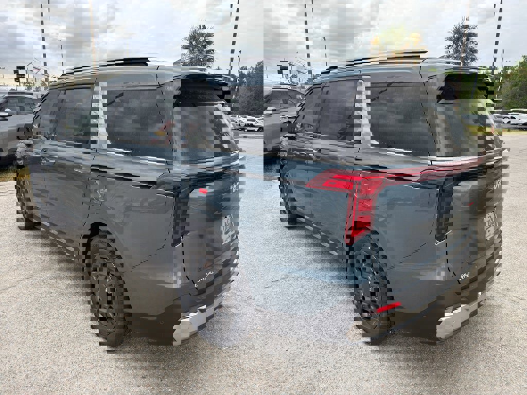 New 2026 Kia Carnival SX image 5