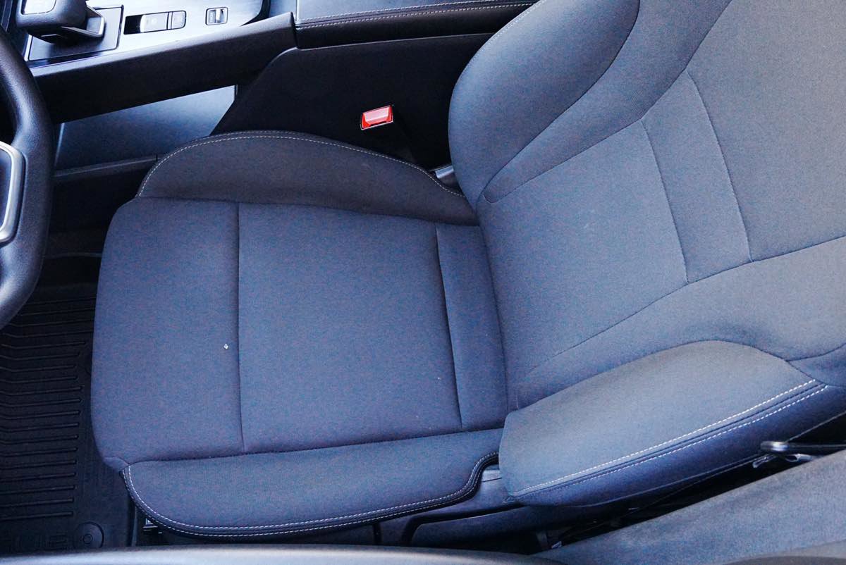 Used 2024 Nissan Rogue S image 9