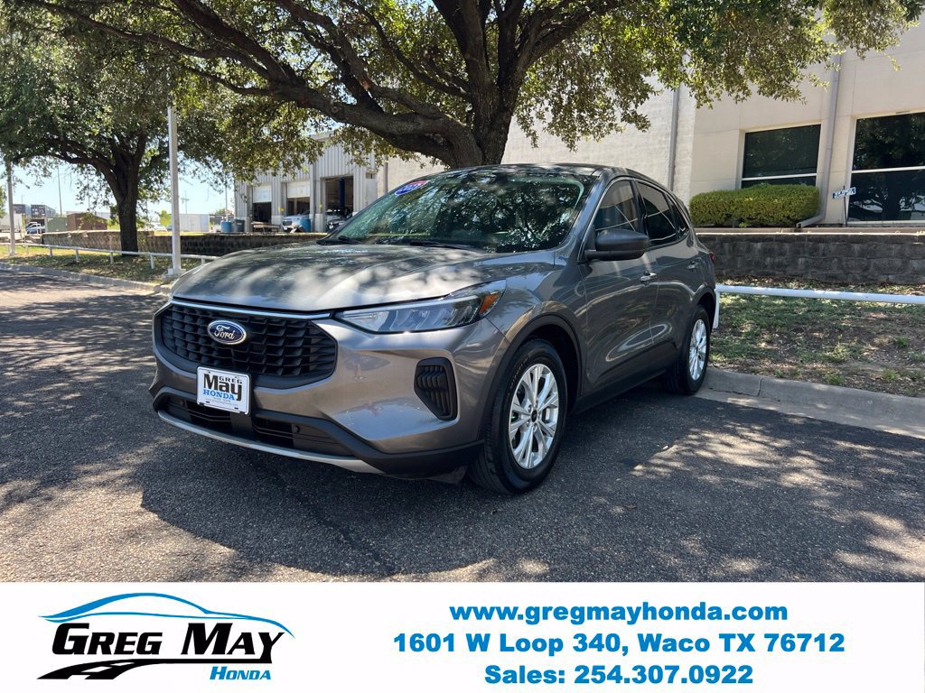 Used 2023 Ford Escape Active FWD image 3