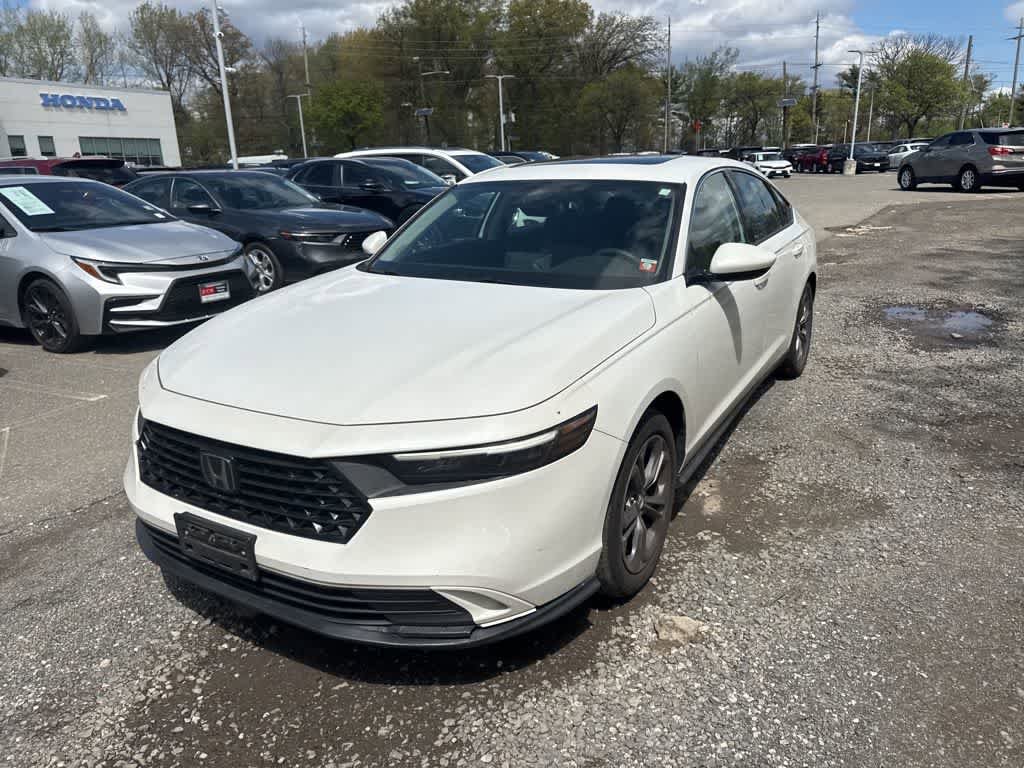 Certified 2023 Honda Accord EX image 8