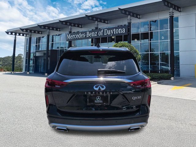 Used 2021 INFINITI QX50 Luxe FWD image 5