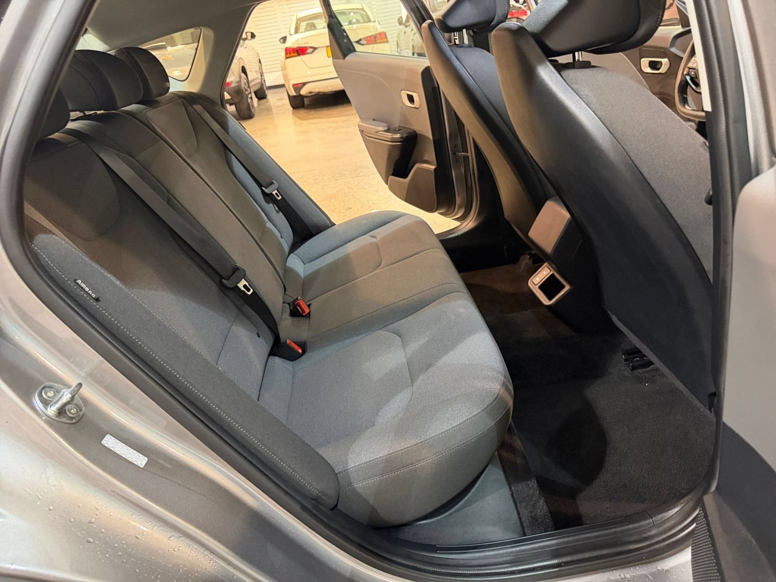 Used 2025 Kia K4 FWD image 36