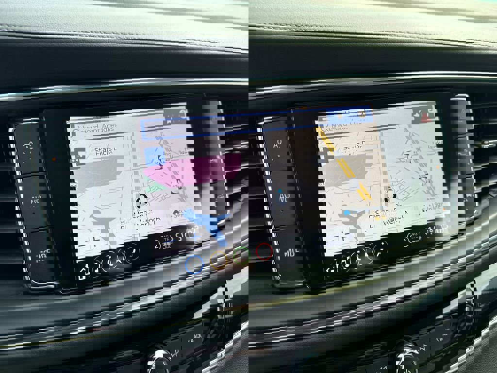 Used 2024 Buick Enclave Avenir image 30