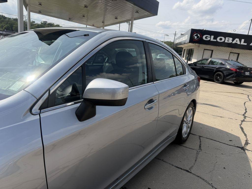 Used 2017 Subaru Legacy 2.5i Premium AWD/4WD image 20