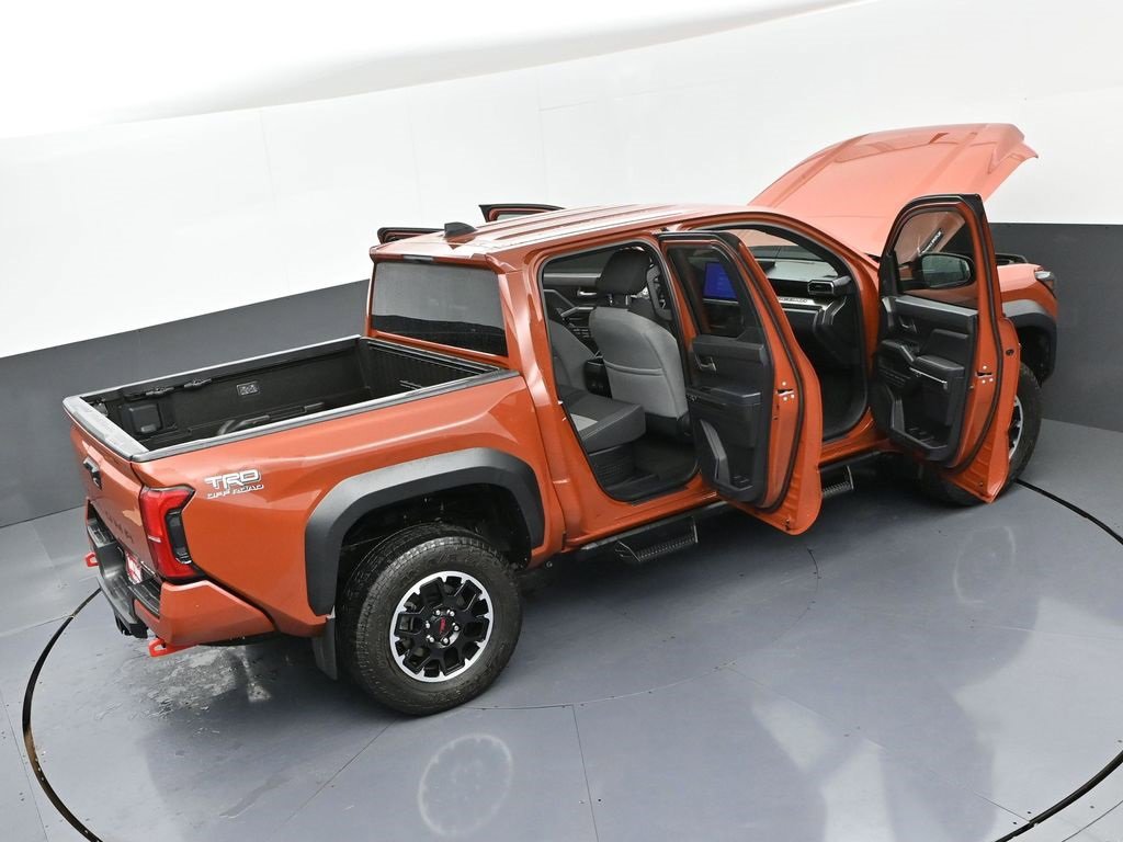 Certified 2025 Toyota Tacoma TRD Off-Road image 53