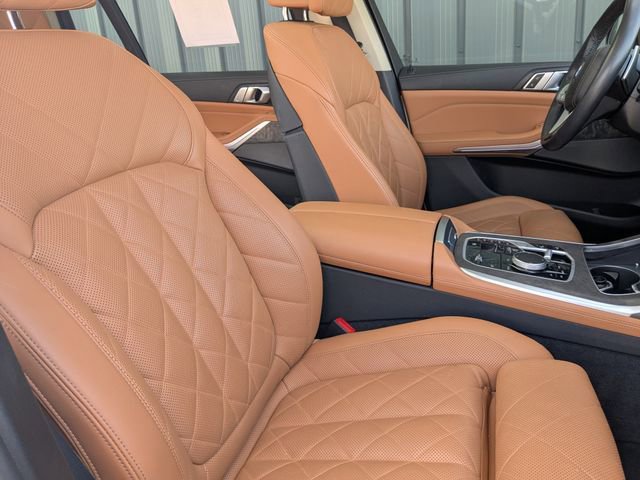 Used 2023 BMW X7 xDrive40i w/ Premium Package image 39
