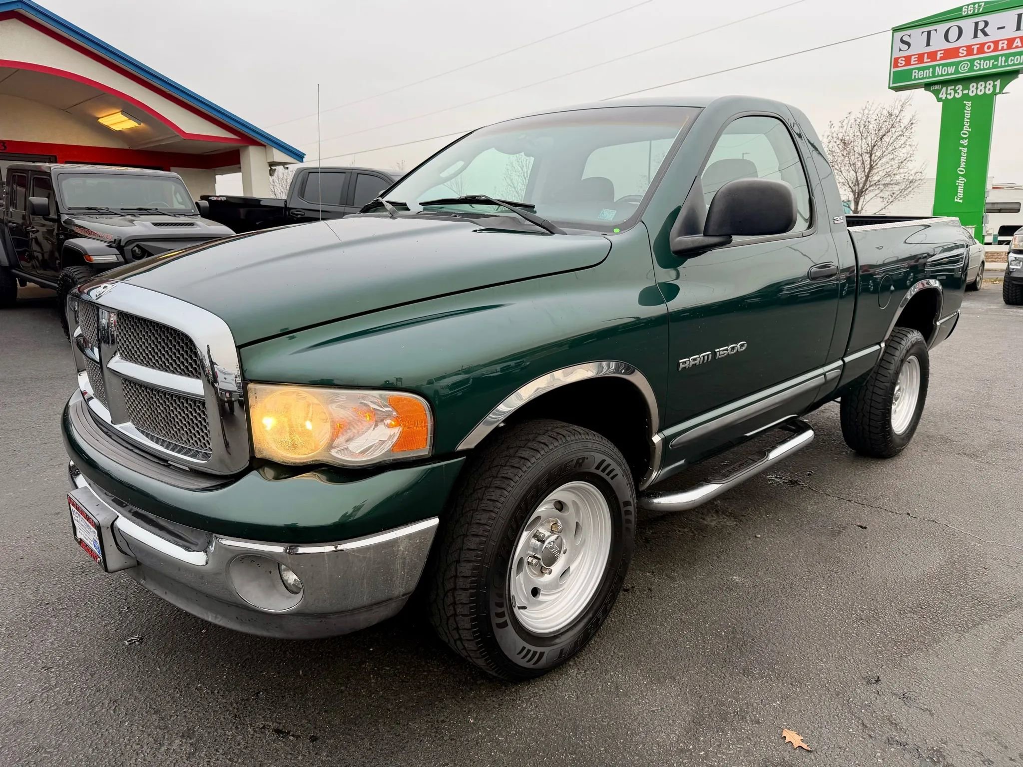 Used 2002 Dodge Ram 1500 Truck 4x4 Regular Cab image 1