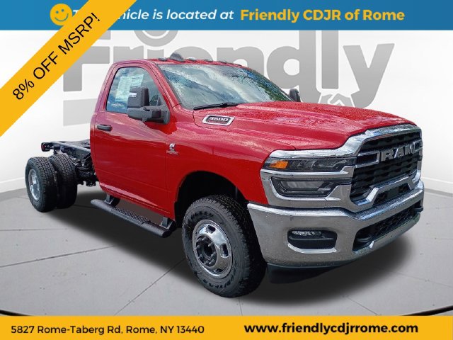 New 2026 RAM 3500 Tradesman w/ Chrome Appearance Group A AWD/4WD image 3