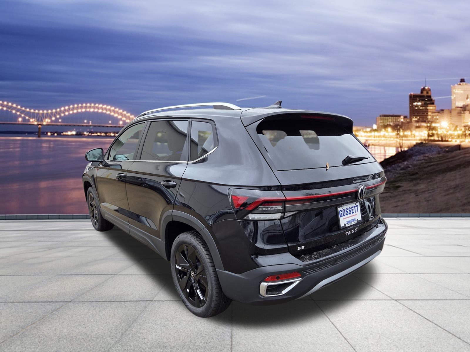 New 2026 Volkswagen Taos SE image 3