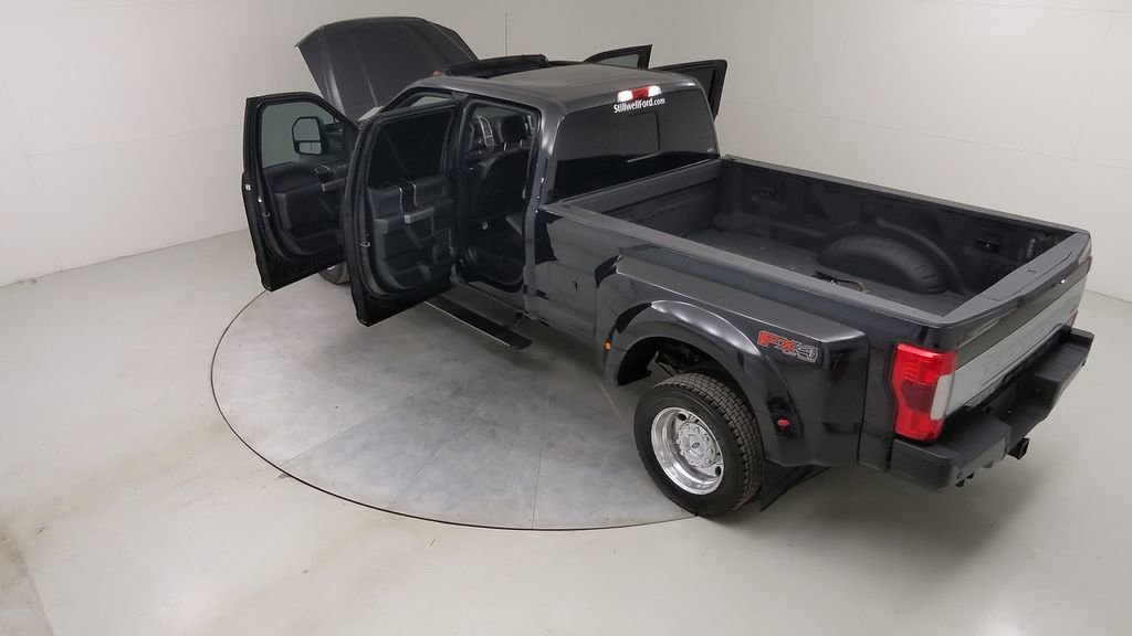 Certified 2019 Ford F450 Platinum w/ Platinum Ultimate Package image 56