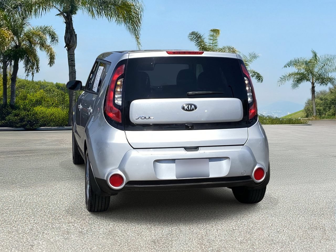 Used 2016 Kia Soul ! FWD image 4