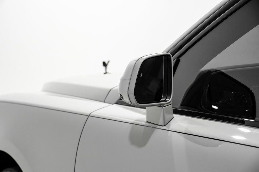 Used 2023 Rolls-Royce Cullinan Black Badge w/ Driver's Package image 52