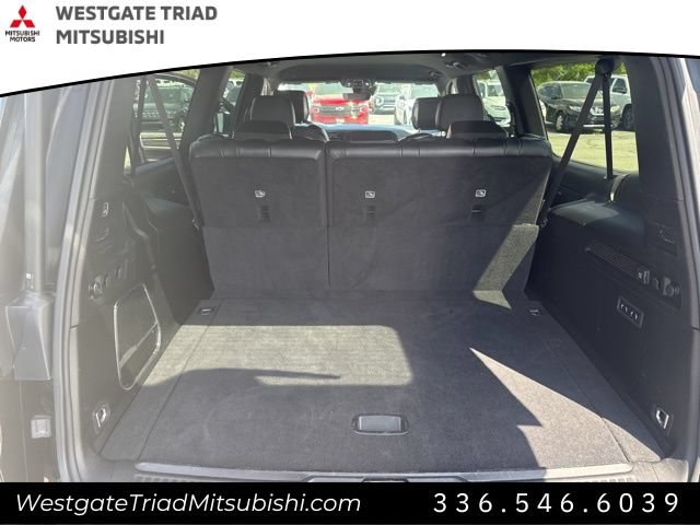 Used 2023 Jeep Wagoneer L Series II AWD/4WD image 26