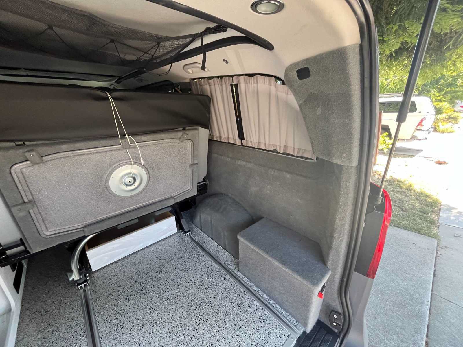 Used 2018 Mercedes-Benz Metris image 16