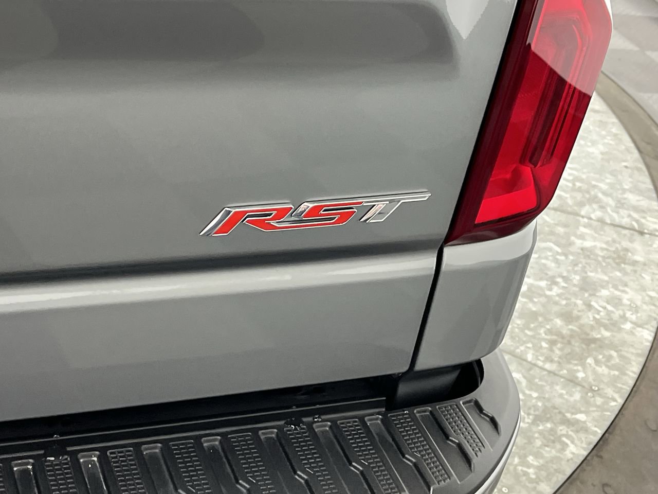 New 2026 Chevrolet Silverado 1500 RST w/ RST Select Package AWD/4WD image 34