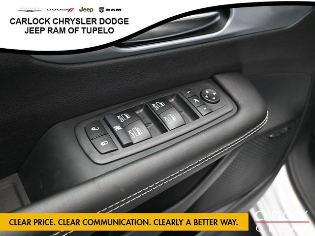 New 2026 Chrysler Pacifica Limited FWD image 14