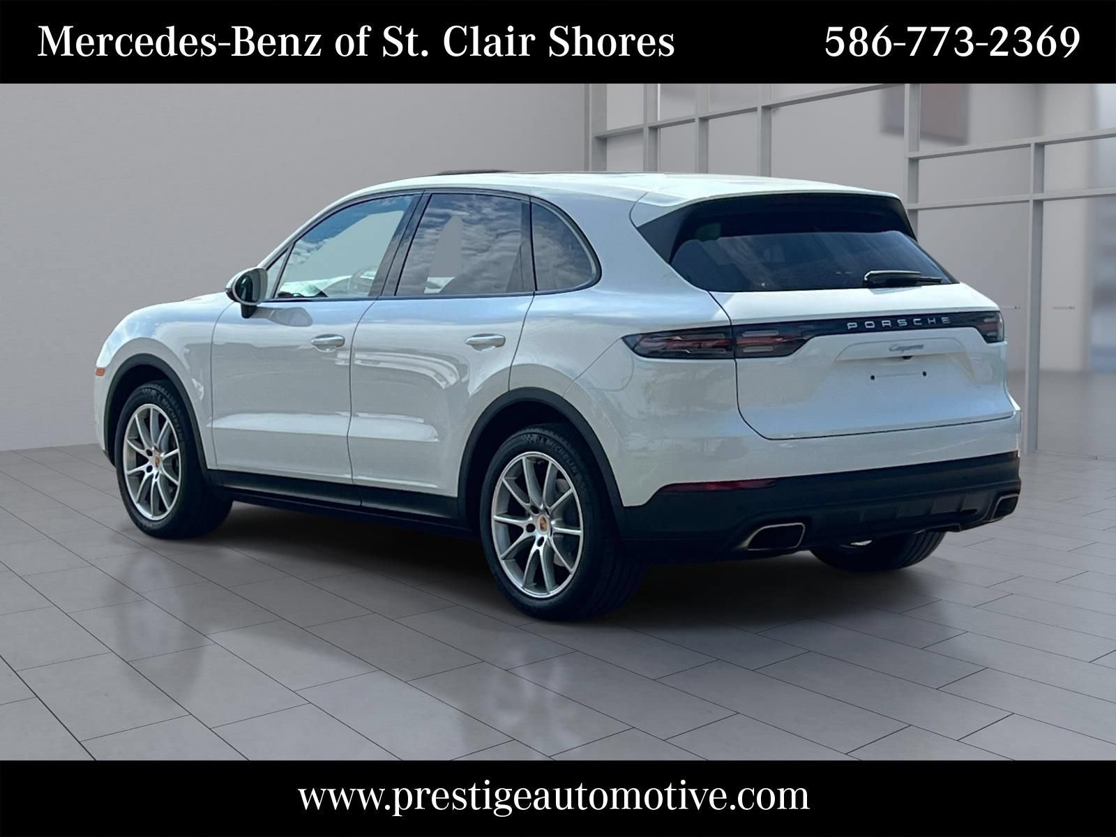 Used 2021 Porsche Cayenne AWD/4WD image 3