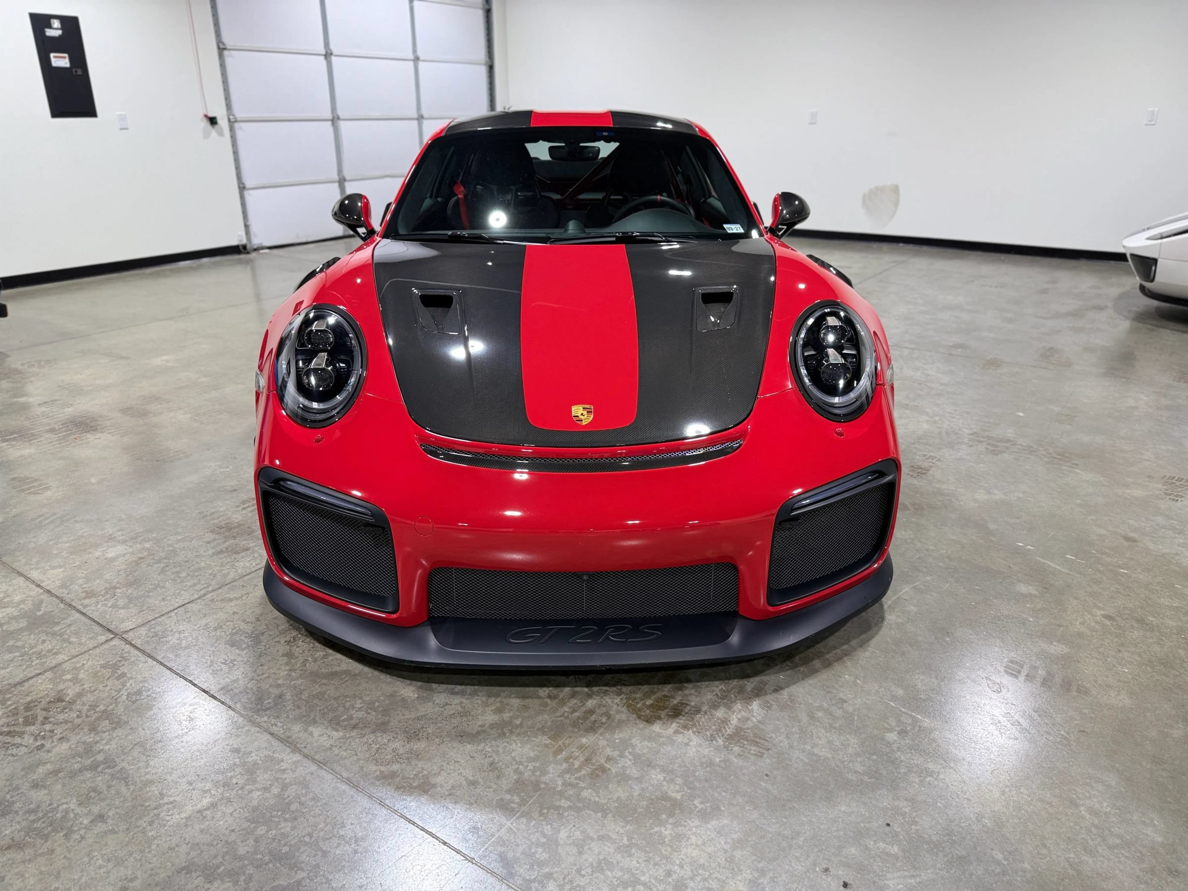 Used 2018 Porsche 911 GT2 RS RWD image 6