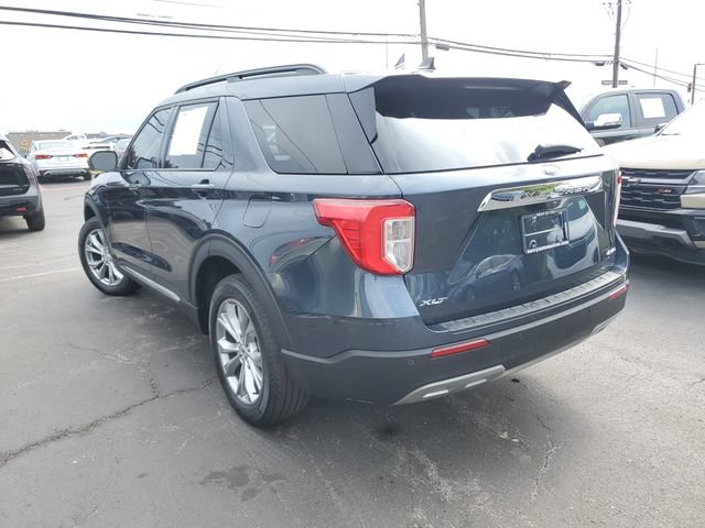 Used 2022 Ford Explorer XLT w/ Equipment Group 202A AWD/4WD image 3