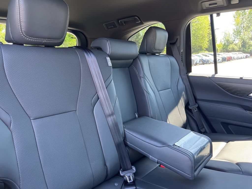 New 2026 Lexus LX 700h Luxury w/ Accessory Package (Z1) AWD/4WD image 18